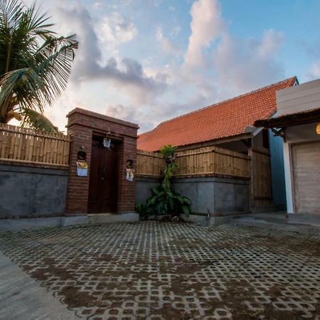 Devan Guest House Canggu ภายนอก รูปภาพ